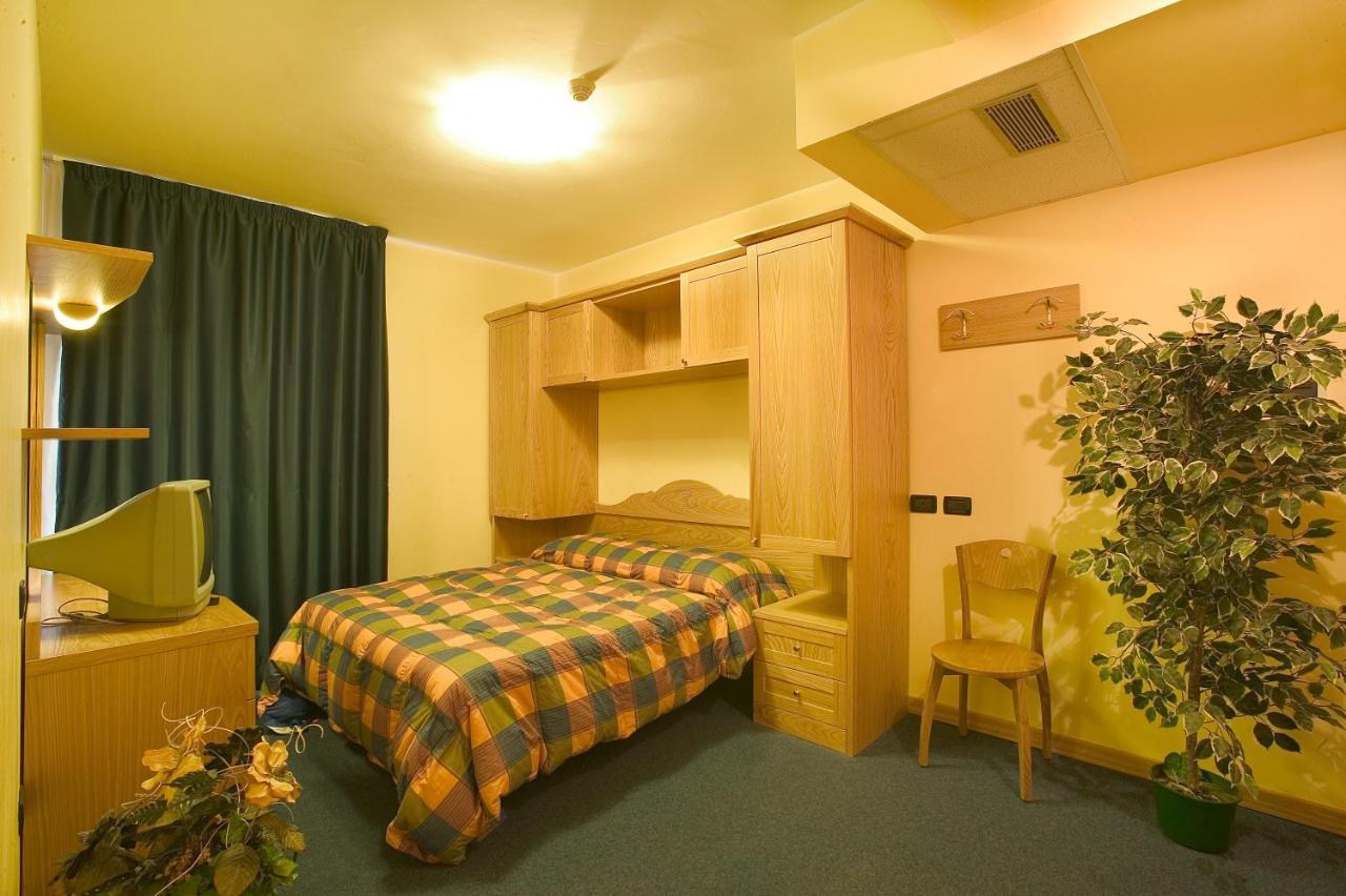 Club Hotel Kristiania 圣马西莫 外观 照片